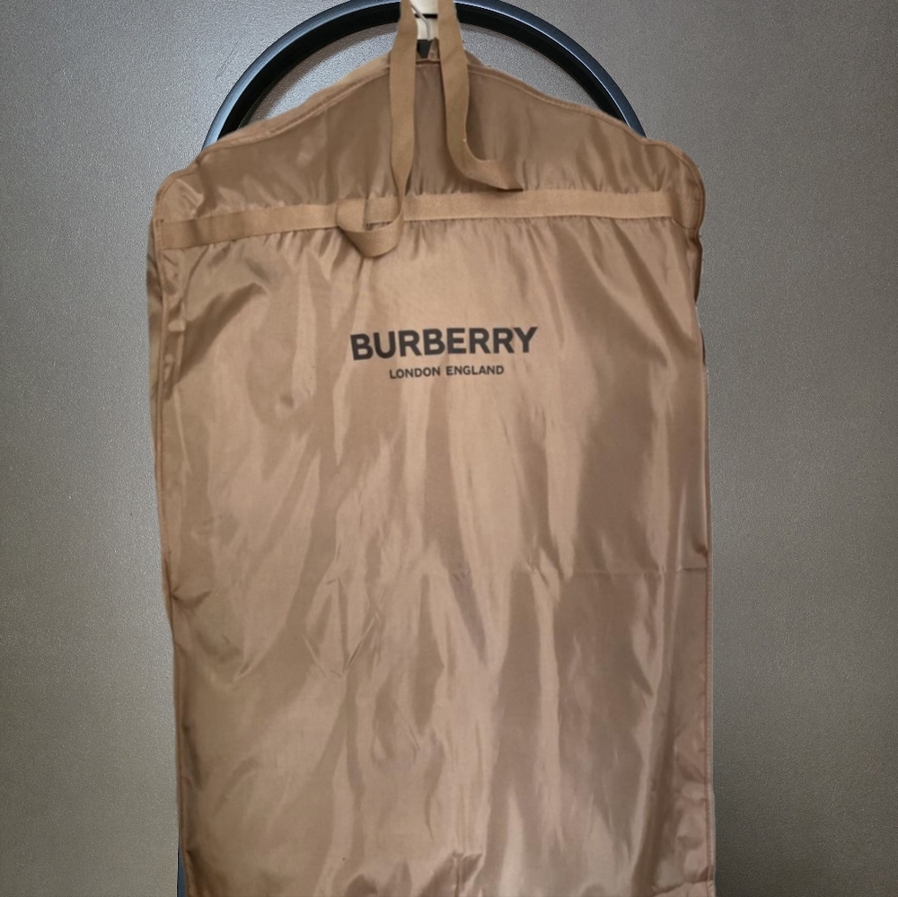 NWT BURBERRY Cashmere Double-Breasted Kensington Coat - Picture 16 of 16